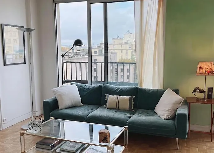 Daire Vaste Appt Baigne De Lumiere Paris