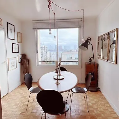 Vaste Appt Baigné De Lumière Apartamento *